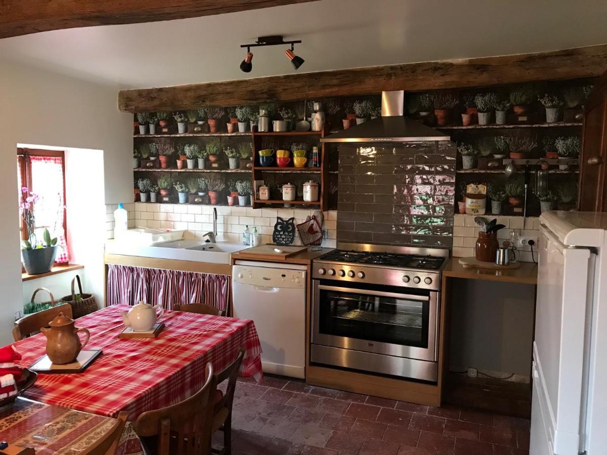 Oye Gite Le Mur Magnifique Longere Au Bourgogne-Du-Sudヴィラ エクステリア 写真